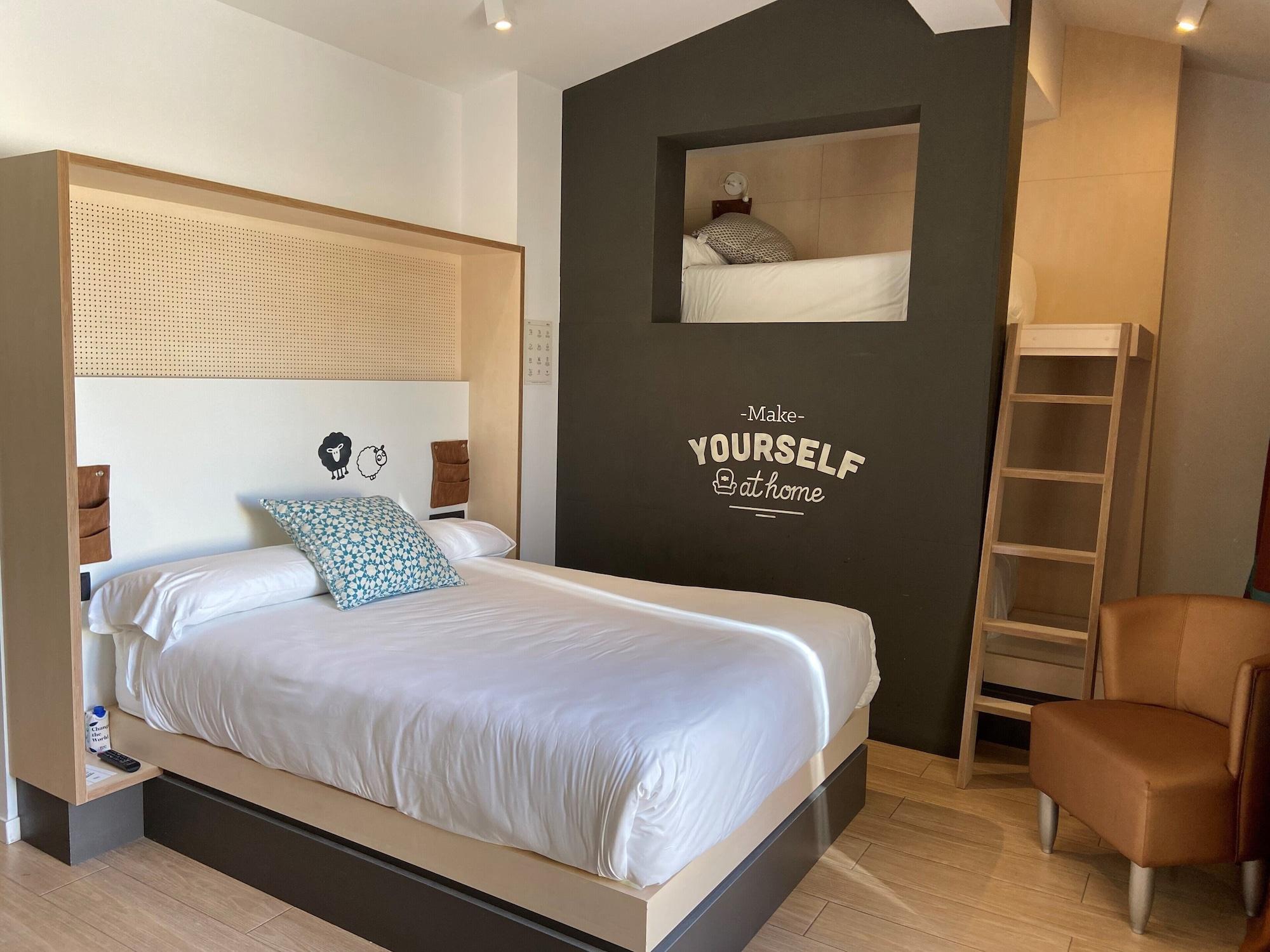 Toc Hostel Sevilla מראה חיצוני תמונה