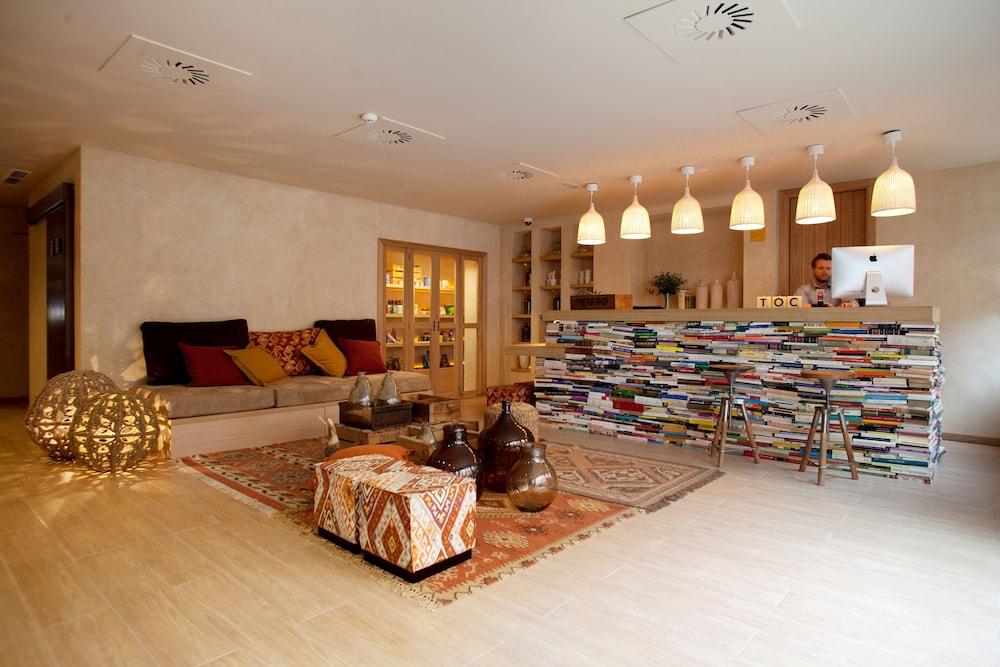 Toc Hostel Sevilla מראה חיצוני תמונה