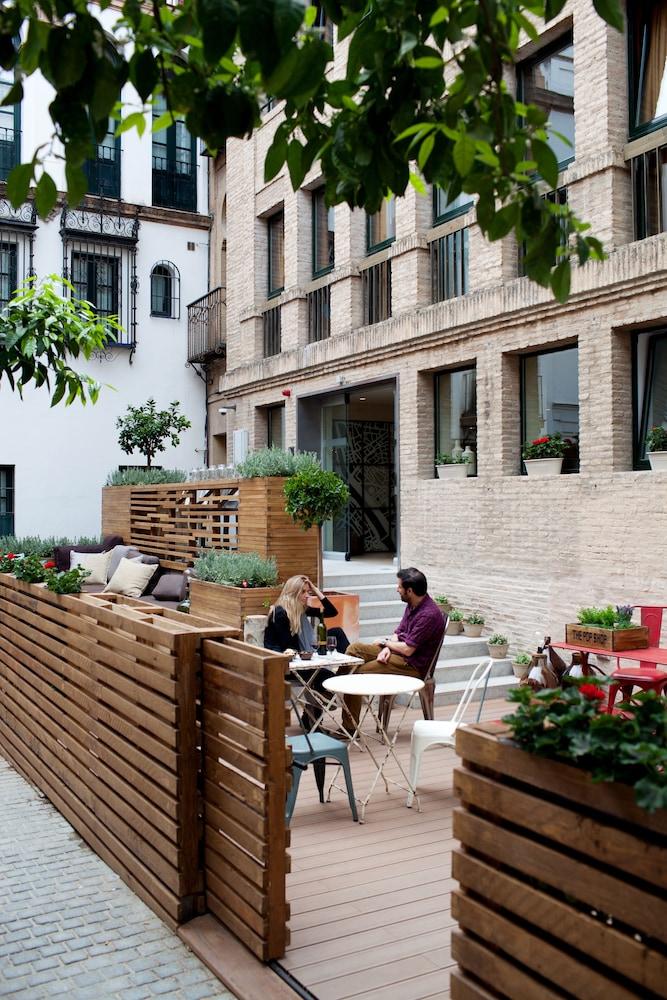 Toc Hostel Sevilla מראה חיצוני תמונה